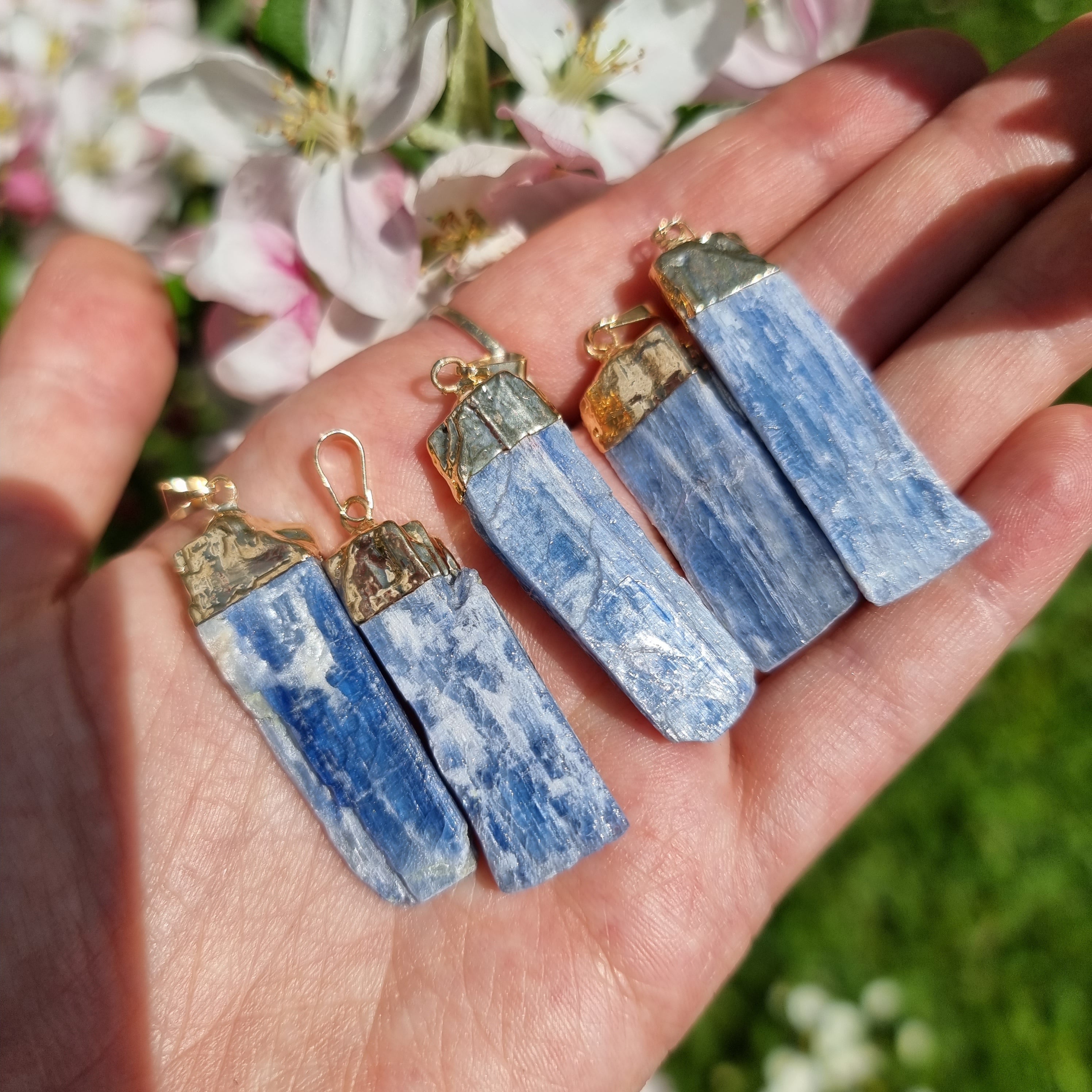 Blue Kyanite and Garnet Necklace by Healing Stones for You